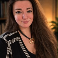 E. Lexi Abbott